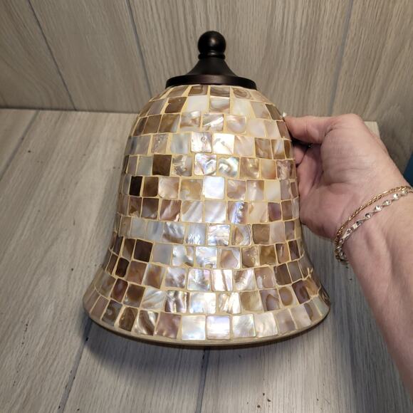 Vtg Mother Of Pearl Glass Mosaic Shell Half Bell-Shaped Lampshade - Picture 7 of 7